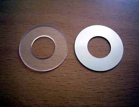 Laserschneiden von Silizium und Quarzglas Ringen